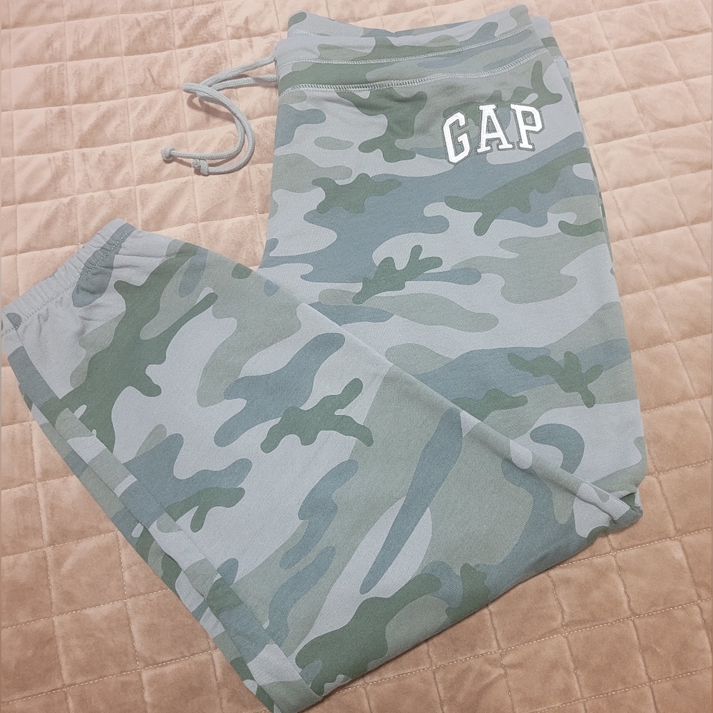 Brand New Gap Factory Women's Logo Joggers